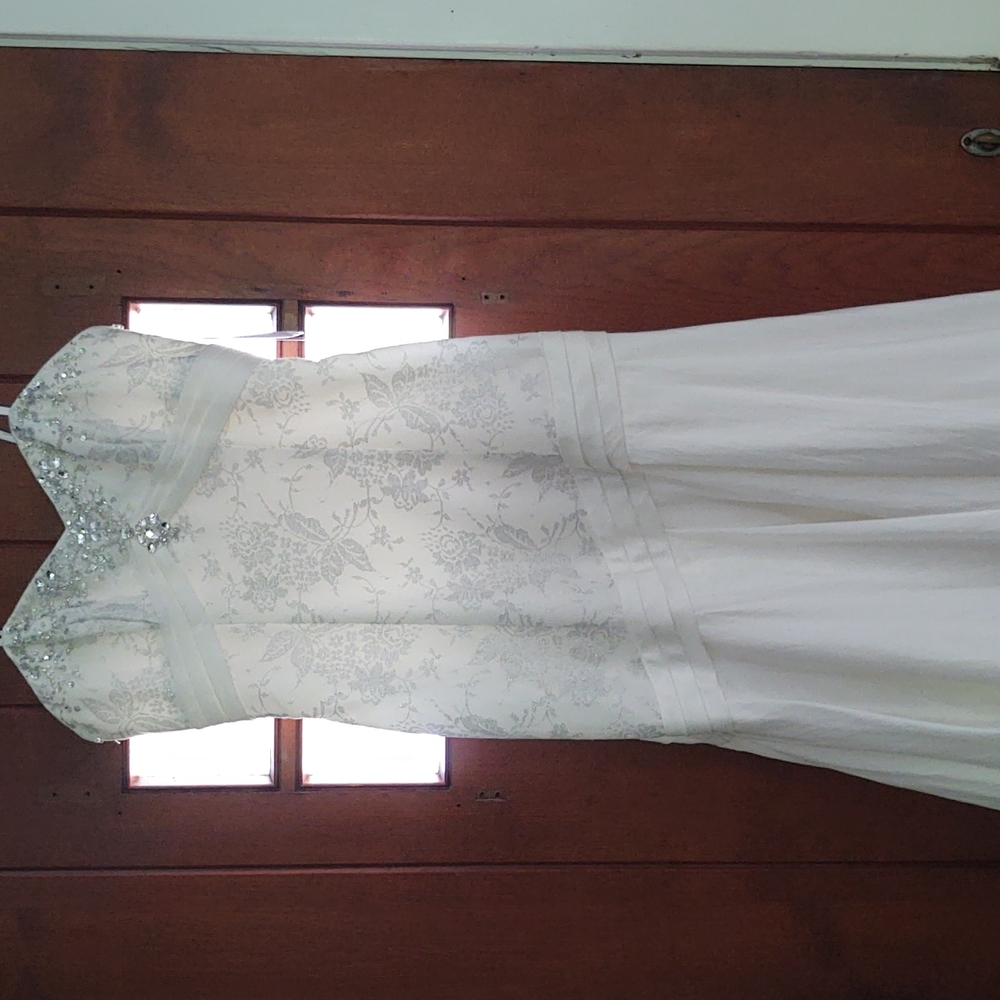 NWT Strapless wedding dress by Camille LA Vie - Picture 4 of 17